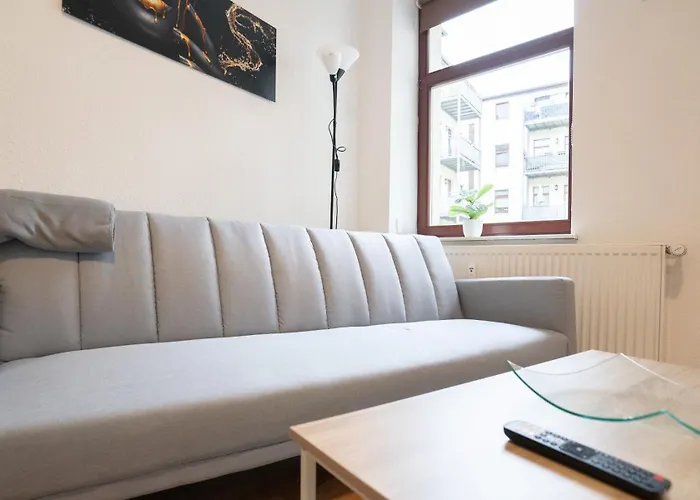 Apartment Helles Naehe Uni-klinik Mit Super Lage - W-lan - Balkon In Den Innenhof *